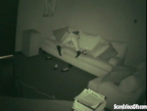[Image: cam-babe-masturbates-on-the-couch-2.mp4_...1.44_m.jpg]