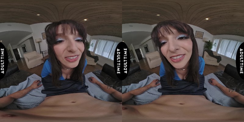 UpCloseVR_Lexi_Luna.jpg
