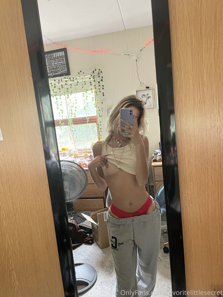 Favoritelittlesecret - TG - @FrenzyLeaked (287), Amateur,onlyfans,ambergriz,blonde,teen,blowjob,selfie,Cumshots,ass